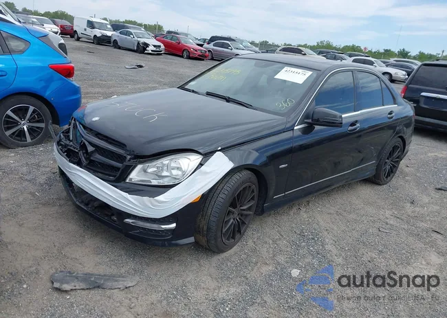 WDDGF4HB6CA605476: 42315175