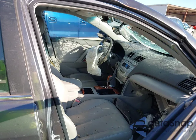 4T4BF3EK8BR175113: 42316219