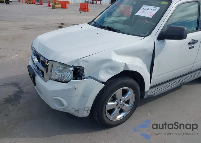 1FMCU0D78BKB52619: 42316372