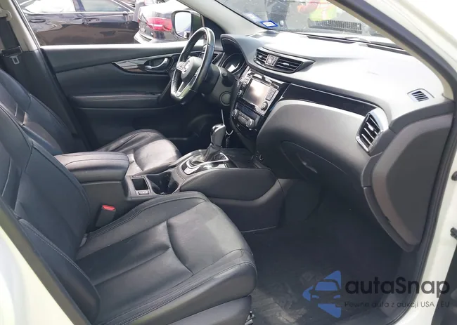 JN1BJ1CRXHW136301: 42316463