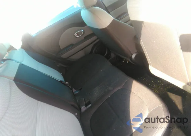 KNDJN2A2XG7313933: 42316500