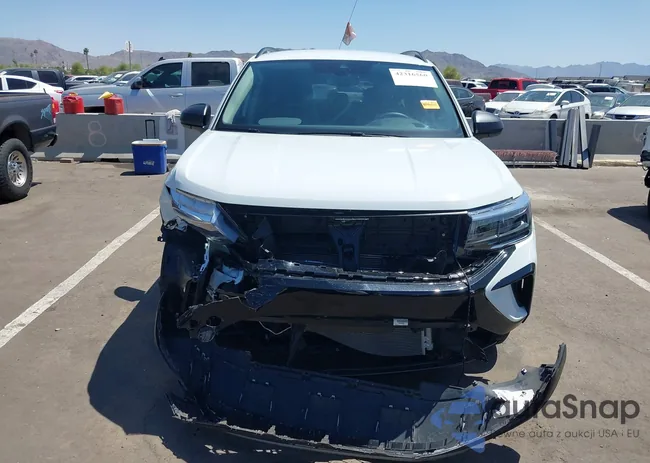 3VV5X7B23RM090247: 42316560