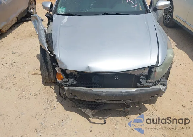 1HGCP2F82AA109963: 42316617