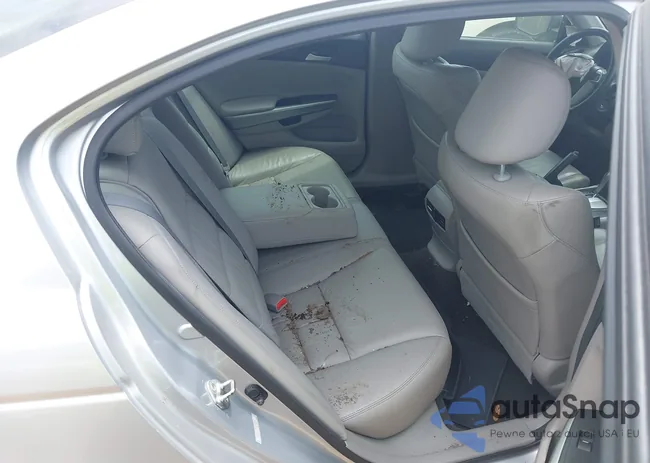 1HGCP2F82AA109963: 42316617