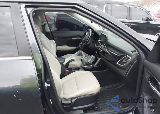 KNDERCAA7M7078485: 42316662