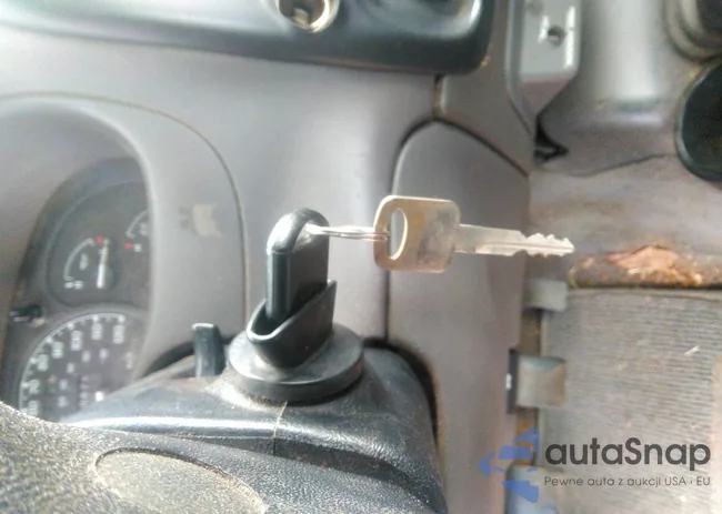 1FTYR14D42TA46640: 42316674