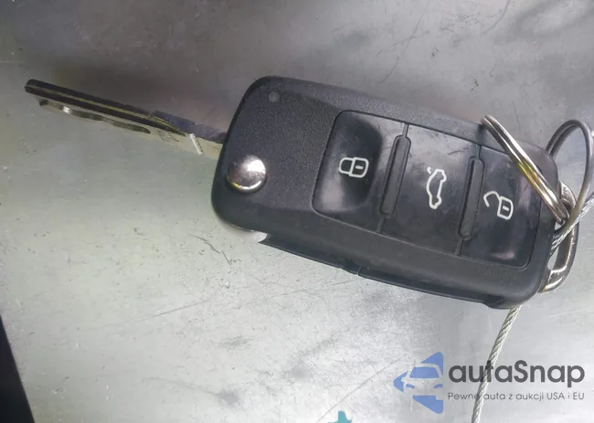 3VWJZ7AJ5AM089487: 42316678