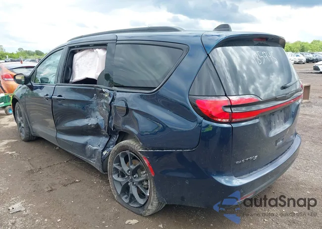 2C4RC3BG8RR185945: 42315820