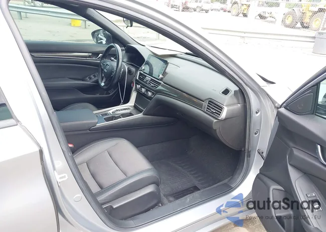 1HGCV2F30MA025302: 42315840