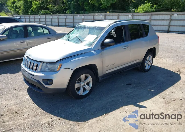 1C4NJDBB0DD271938: 42315983