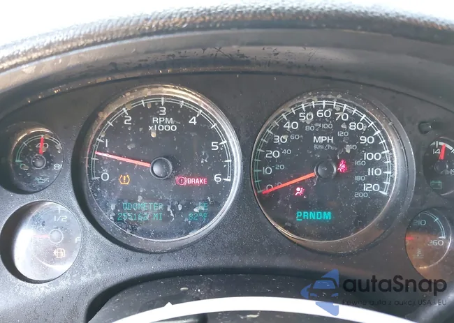 1GNSCBE09BR204600: 42316095