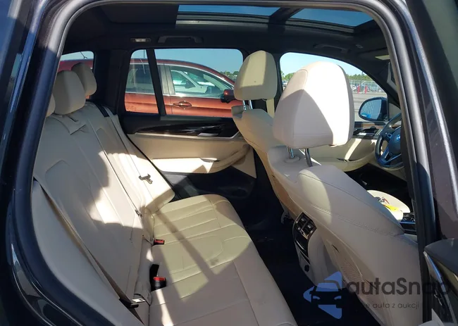 5UXTR9C57JLD72211: 42317228