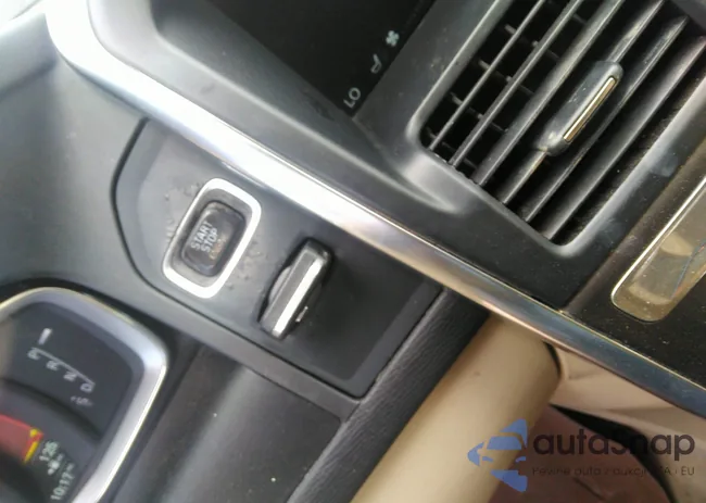 YV4612RK8F2743166: 42317341