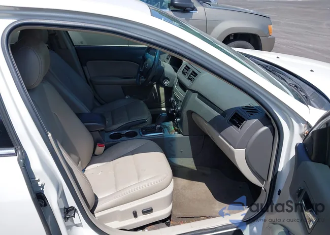 3FAHP0JAXCR222335: 42317721