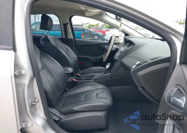 1FADP3F25GL391233: 42316800