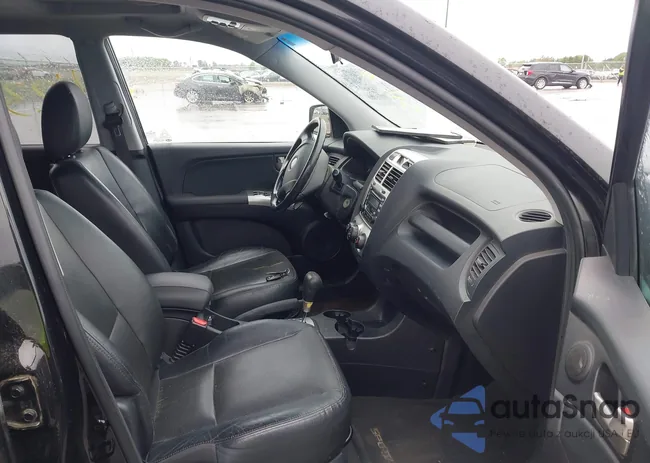 KNDJF723557101942: 42316853