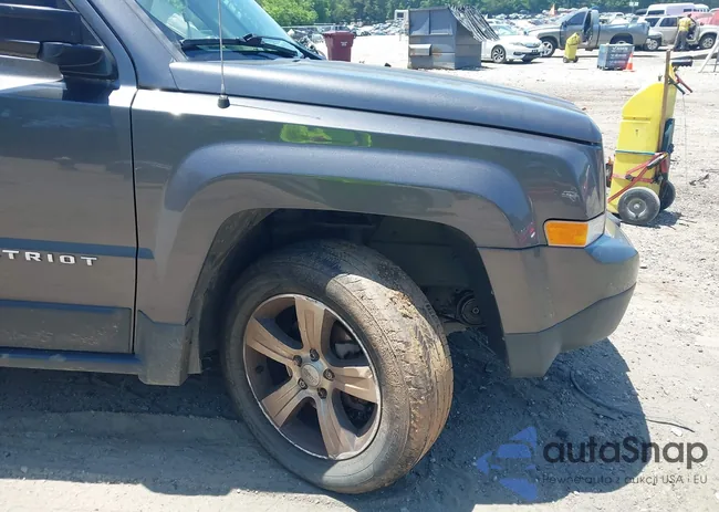 1C4NJRFB6HD206010: 42316909