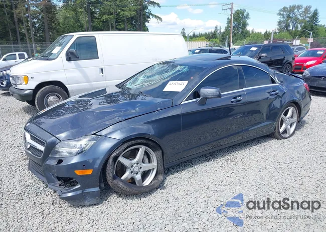 WDDLJ7DB8DA064047: 42317103