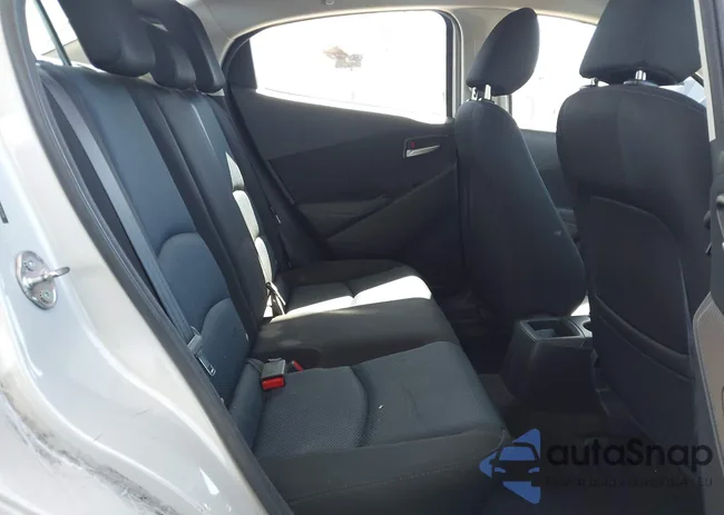 3MYDLBYV5KY512111: 42317107