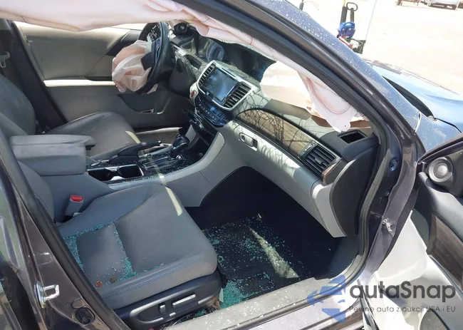 1HGCR2F86GA024420: 42317153