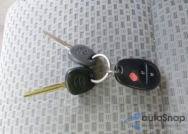 5TFDY5F15AX104242: 42318191