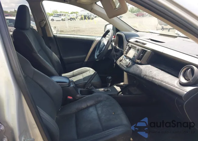 2T3RFREV4EW151862: 42318235