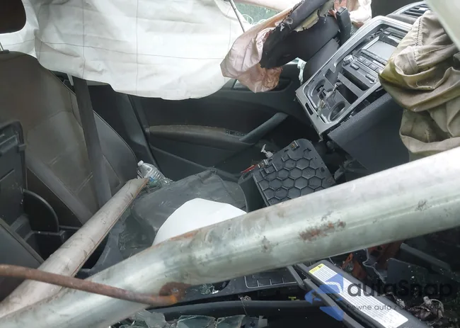 1VWAT7A38EC032808: 42318359