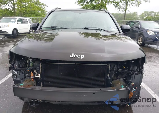 1C4NJDEBXFD409287: 42318418