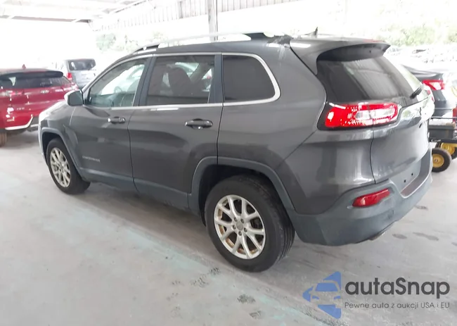 1C4PJLCB6GW247945: 42318476