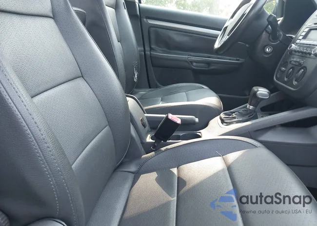 3VWRZ71K48M067079: 42318489