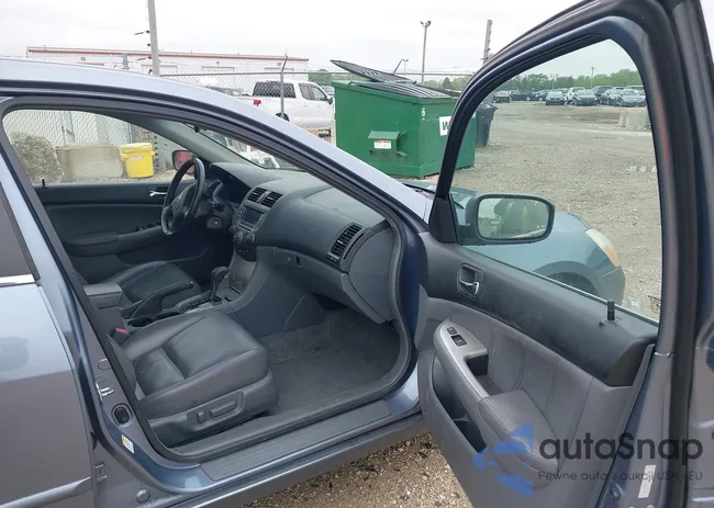 1HGCM66577A064940: 42318525