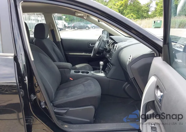 JN8AS5MT9FW650455: 42318544