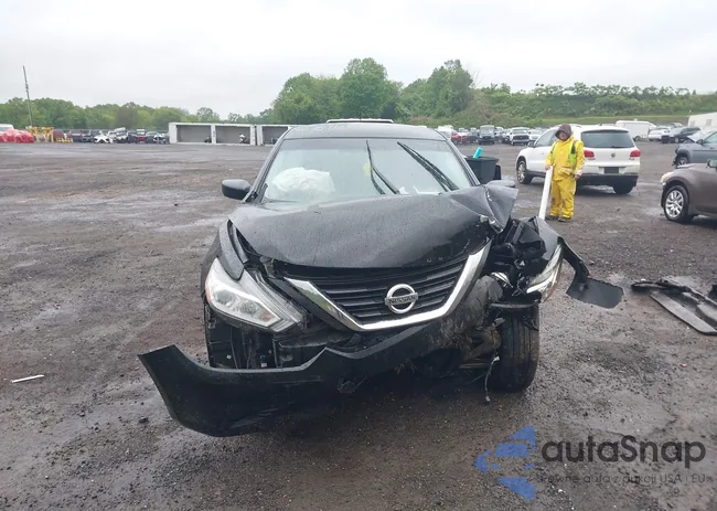 1N4AL3AP6JC178185: 42318550