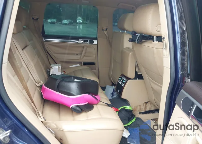 WVGCM67L24D026100: 42318557