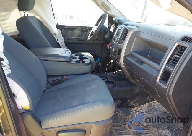 3C6UR5CLXJG317119: 42318723