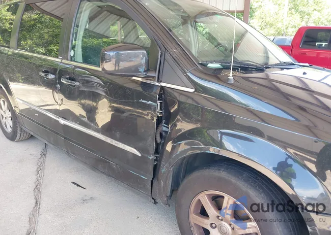 2C4RC1BG9DR638242: 42317811