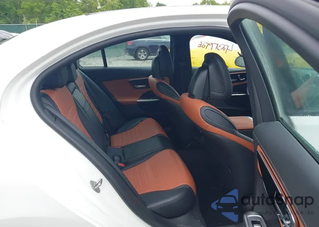 W1KAF4HB9NR043468: 42317926