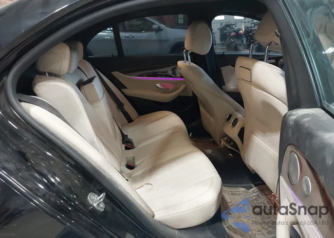 WDDZF4KB5JA389148: 42317986