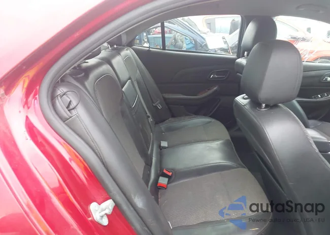 1G11E5SA2DF159977: 42318077