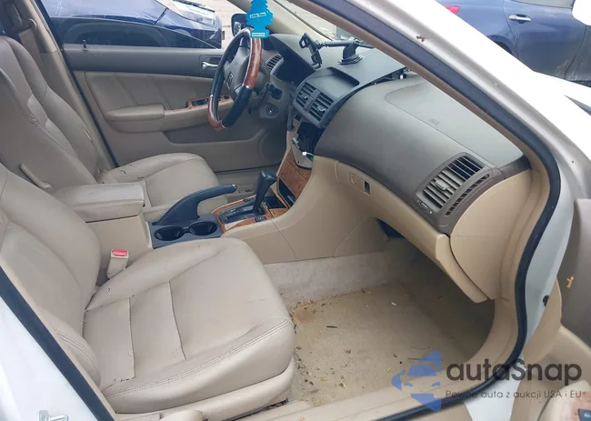 JHMCN36525C007118: 42318135