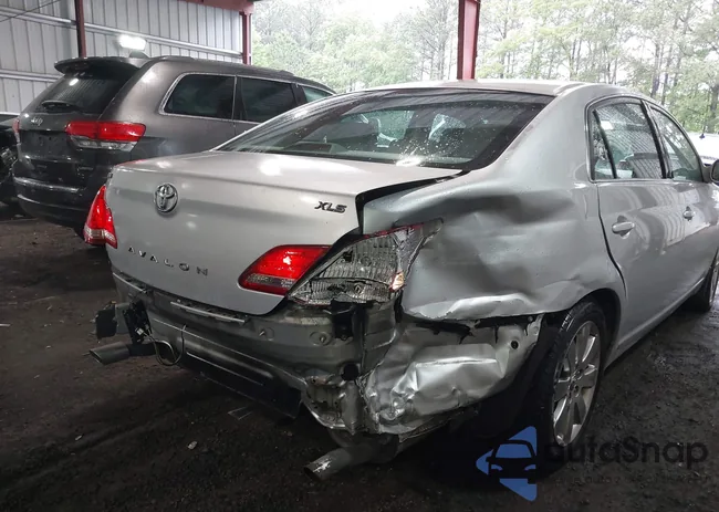 4T1BK36BX5U006302: 42318151