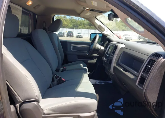 3C6JR7AT9EG255106: 42319230