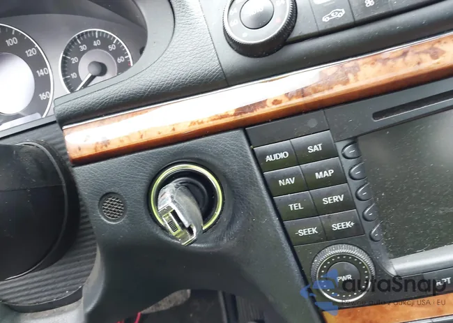 WDBUF87X68B333044: 42319260