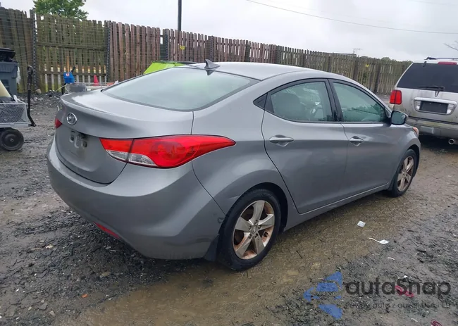 KMHDH4AE6CU274372: 42319413