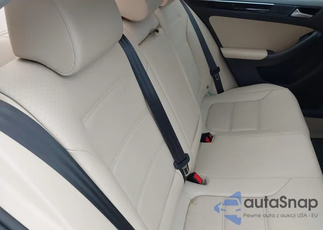 3VWL07AJ3GM297959: 42319444