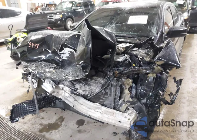 19UUB2F30JA006743: 42319475