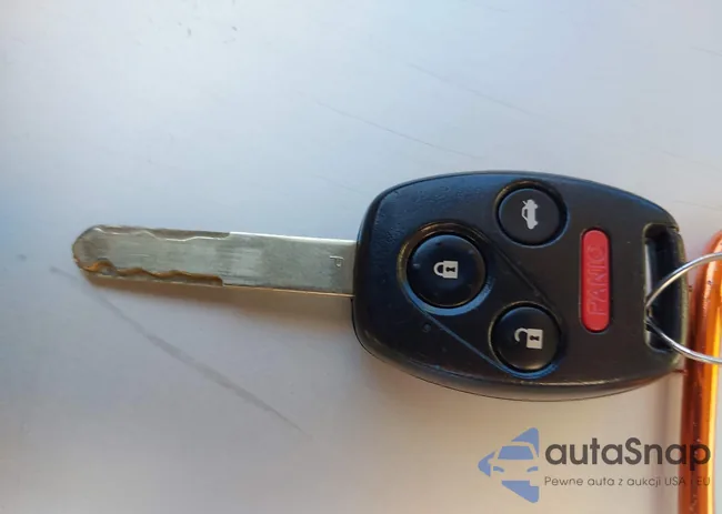 1HGCP2F44AA154707: 42319660