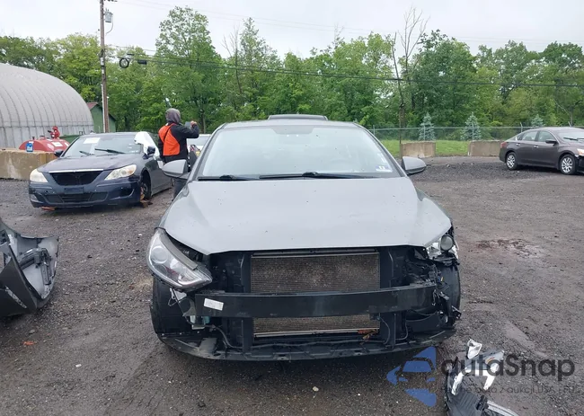 5NPD84LF7JH252169: 42319735