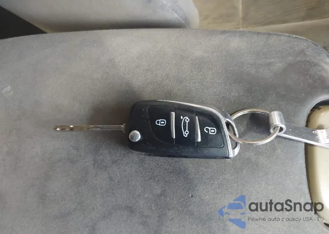 1HGCP2F46CA172564: 42319770