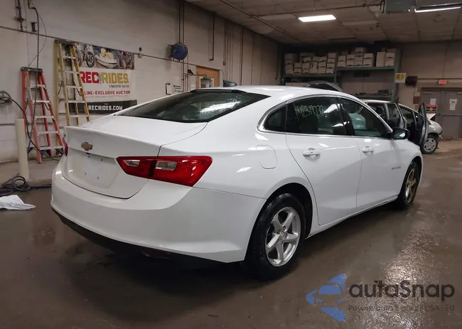 1G1ZB5ST5JF280513: 42319772